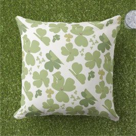 Green Cloverleaf St Patrick Day Garden Kissen