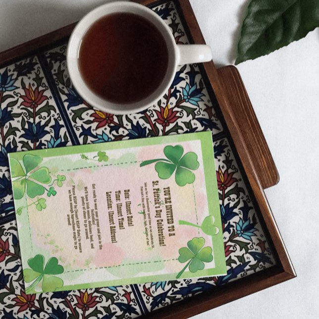 Green Clovers Kleeblatt Background St. Patrick's D Einladung (Green Clovers Shamrock Background St. Patrick's D Invitation)