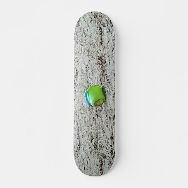 Green Ecket in Sand Beach, Summer Fun Skateboard (Vorne)