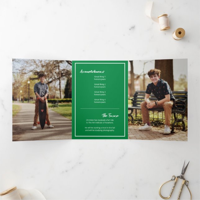 Green Edgy Abstrakt Torn Foto Abschluss Dreifach Gefaltete Einladung (Innenseite)
