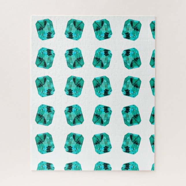 Green Emerald Gemstone (Vertikal)