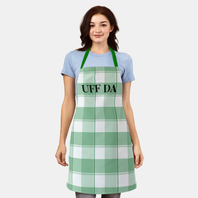 Green Farmhouse Uff da All-over Print Schürze (Getragen)