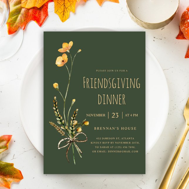 Green Floral Erntedank Friendsgiving Dinner Einladung (Green Elegant Wildflower Friendsgiving Dinner Invitation)