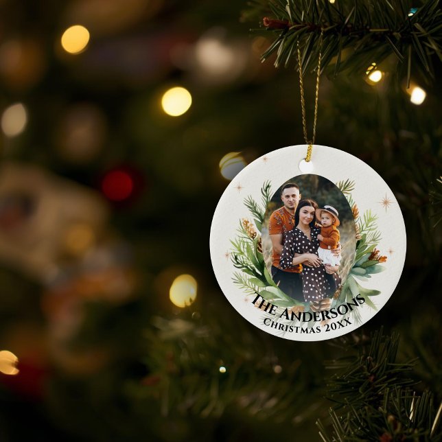 Green Foliage Blätter Familie Foto Frohe Weihnacht Keramik Ornament (Green Foliage Leaves Family Photo Merry Christmas Ceramic Ornament)