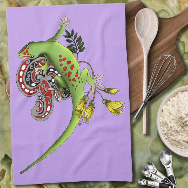 Green Gecko Tribal Lila Geschirrtuch (Von Creator hochgeladen)