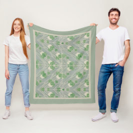 Green Geometric 1915 Hannah Borger Overbeck Fleecedecke