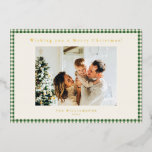 Green Gingham Kariert Custom Foto Weihnachts Gold Folien Feiertagskarte<br><div class="desc">Niedlich Green Gingham Kariert Custom Foto Weihnachts Gold Foliday Card</div>