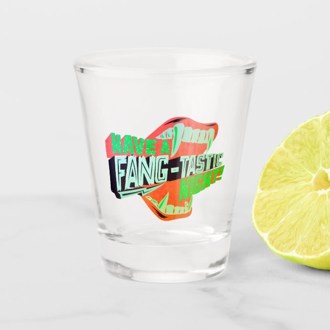 Green Glow Halloween Pun hat eine zahn-tastische N Schnapsglas (Vorderseite)