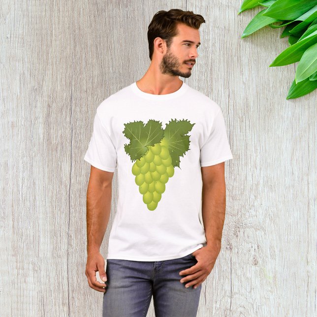 Green Grapes Vine Leaves Fresh Fruit T-Shirt (Von Creator hochgeladen)