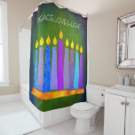 Green Hanukkah Boho Blue Candles Peace Liebe Light Duschvorhang<br><div class="desc">"Frieden, Liebe und Licht." Eine spielerische, moderne, künstlerische Abbildung von Boho Musterkerzen in einer Menorah hilft Ihnen, den Urlaub von Hanukkah zu beginnen. Die blauen Kerzen mit bunten Imitat-Folienmustern überlagern einen reichen, tiefgrünen, strukturierten Hintergrund. Genießen Sie die Wärme und Freude der Ferienzeit, wenn Sie diesen atemberaubenden, farbenfrohen Hanukkah Duschvorhang benutzen....</div>