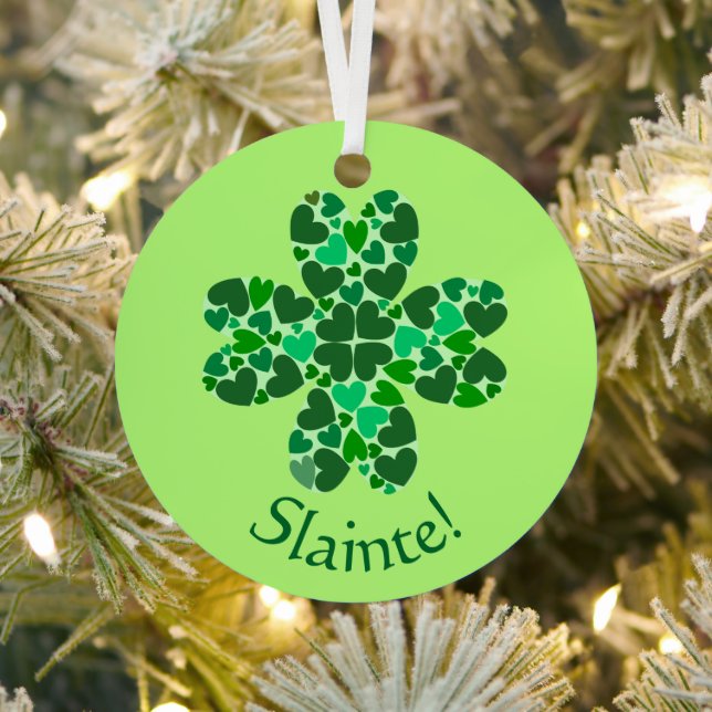 Green Hearts Kleeblatt St. Patrick's Customizable Ornament Aus Metall (InSitu)