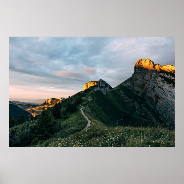 GREEN HILLS POSTER (Vorne)