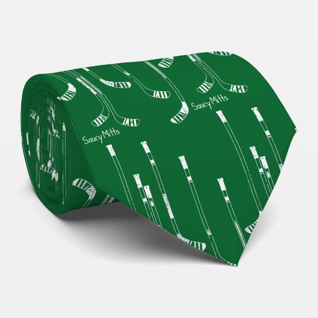 Green Hockey Sticks Krawatte (Gerollt)