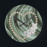 Green,Ivory,Blue,gold Silk & Pearls Runde Wanduhr<br><div class="desc">Green,  ivory, blue,  or gold silk & Pearls  decorated with Mexican Tuberose's.  They are waxy white flower s that have a sultry and seductive rich fragrance. for a momentum gift</div>