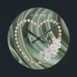 Green,Ivory,Blue,gold Silk & Pearls Runde Wanduhr<br><div class="desc">Green,  ivory, blue,  or gold silk & Pearls  decorated with Mexican Tuberose's.  They are waxy white flower s that have a sultry and seductive rich fragrance. for a momentum gift</div>