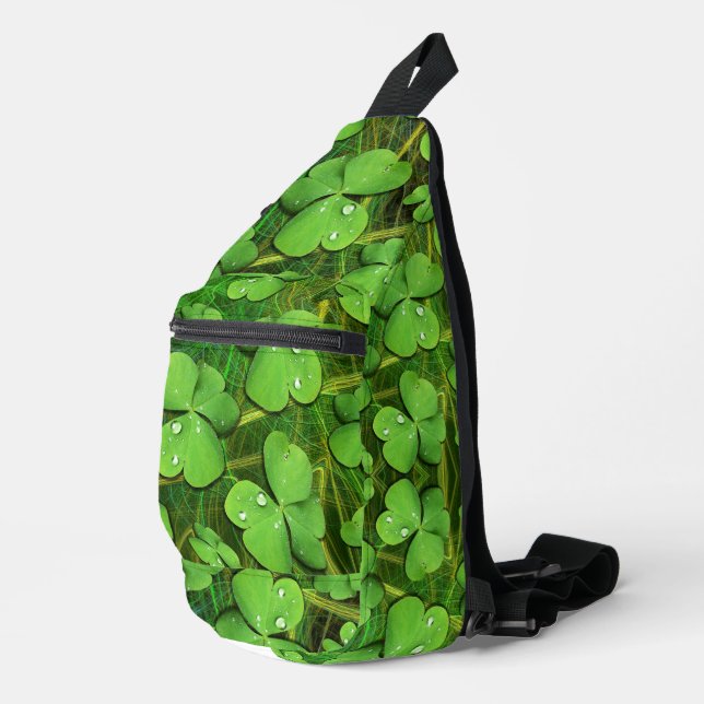 Green Kleeblatt St Patrick's iPhone 5 Case-Mate Crossbody Bag (Rechte Ecke)