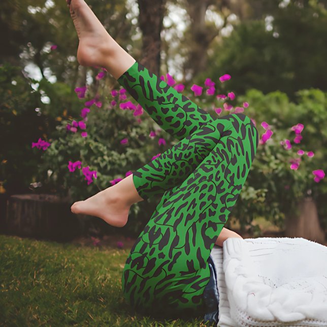 Green Leopard Safari Print Leggings (Von Creator hochgeladen)
