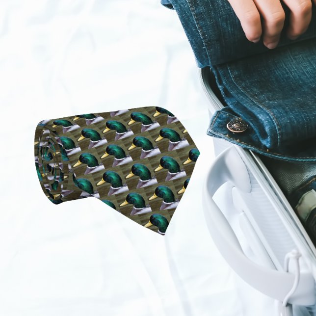 Green Mallard Duck Head Pattern Krawatte (In Situ (Rolled))