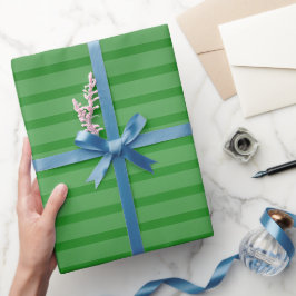 Green Ombre Stripe Geschenkpapier
