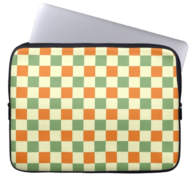Green Orange Brown Checkered Gingham Pattern Laptopschutzhülle (Vorderseite)