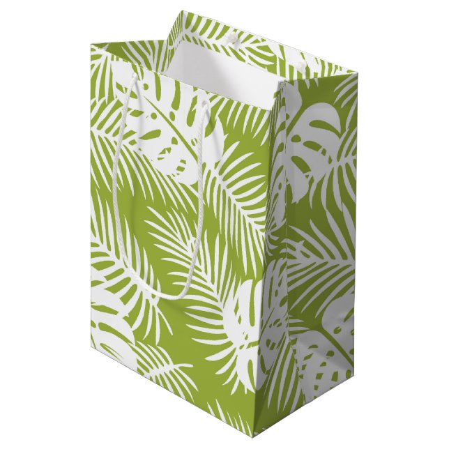 Green Palm Verlasse Regenwaldmuster Mittlere Geschenktüte (Vorderseite Schrägansicht)