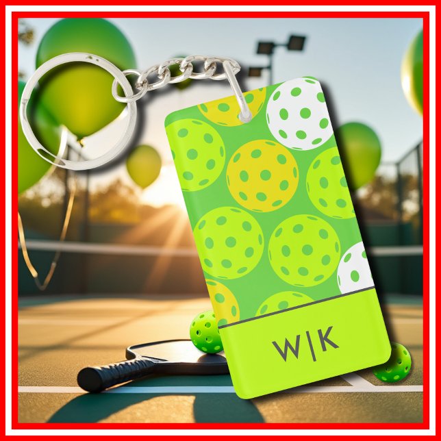 Green Pickleball Cool Moderne Élégant Monogramme (Green Pickleball Cool Modern Elegant Monogrammed Keychain)