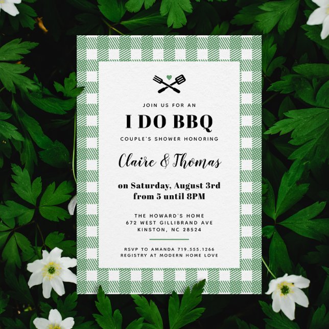 Green Picnic Kariert Tuch Ich mache GRILLEN Einlad Einladung (Green and white sweet country gingham plaid I Do BBQ wedding party invitation )