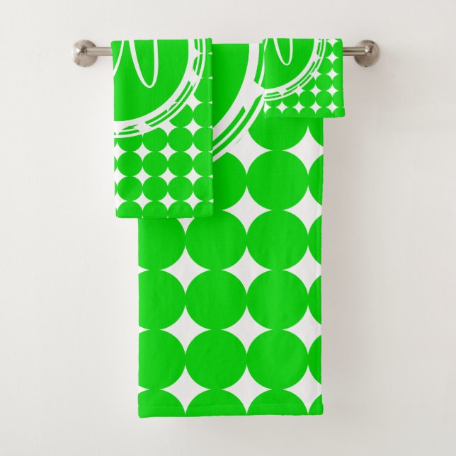 Green Polka Dot Monogram Badhandtuch Set (Insitu)