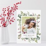 Green Red Berries Holiday Foto Card Feiertagskarte<br><div class="desc">Schenken Sie Ihren Freunden und Ihrer Familie einen Feiertag. Auf dieser Urlaubskarte finden Sie beerenfarbene Aquarellbeeren,  Kiefernäste,  Eukalyptus und grüne Blätter mit den Worten "Happy Holidays". Passen Sie dies an,  indem Sie das Bild mit Ihrem eigenen Foto und Text ändern.</div>