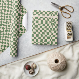 Green Retro 70er Groovy Wavy-Checkered Muster Geschenkpapier