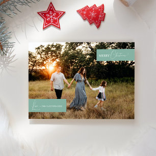 Green Retro Boho Minimalistisch Family News Foto Feiertagskarte