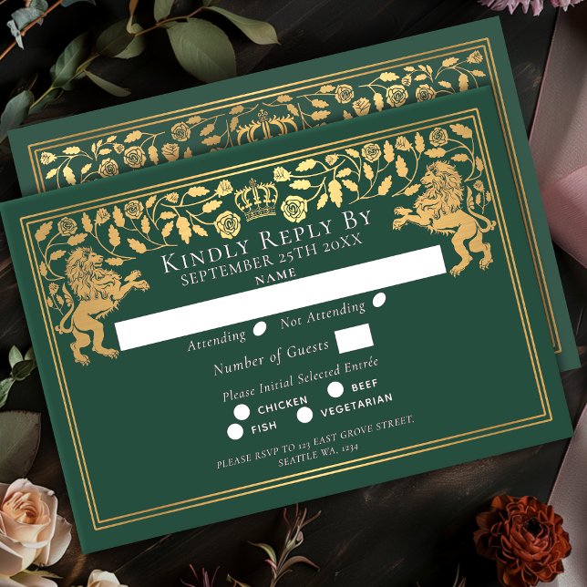 Green Royal Medieval Lion Wedding RSVP Karte (Von Creator hochgeladen)