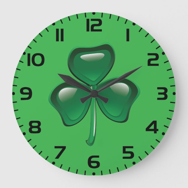 Green Shamrock Three-Leaf Clover Große Wanduhr (Vorderseite)