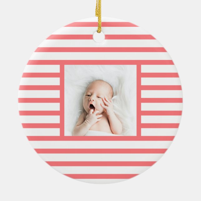 Green Sleepy Baby Dino | Rosa Streifen modern Keramik Ornament (Hinten)