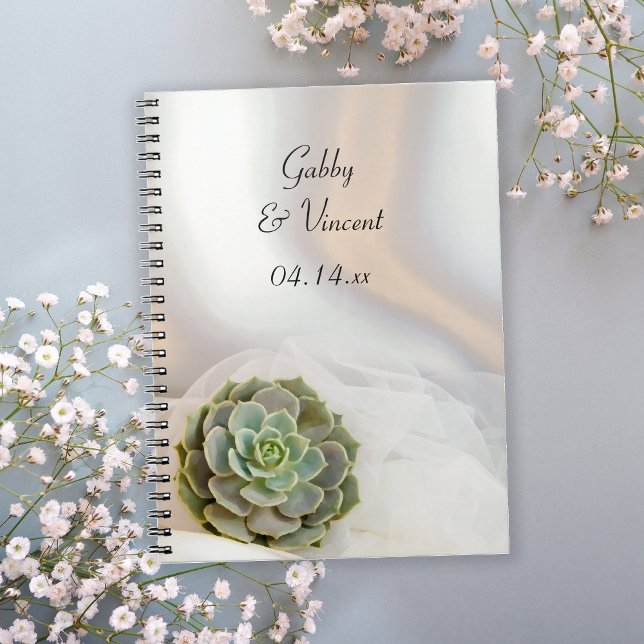 Green Succulent auf White Wedding Guest Book Notizblock (Von Creator hochgeladen)