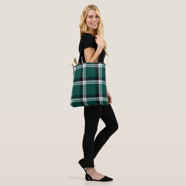 Green Tartan Tasche (Am Model)