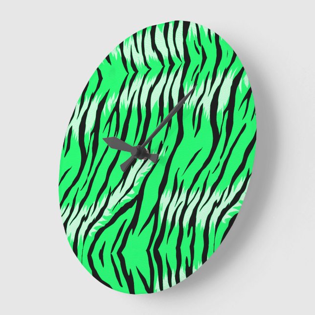 Green Tiger Animal Skin Pattern Design  Große Wanduhr (Winkel)