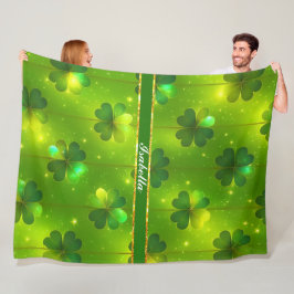 Green Trendy St Patrick's Day Clover Collection Fleecedecke