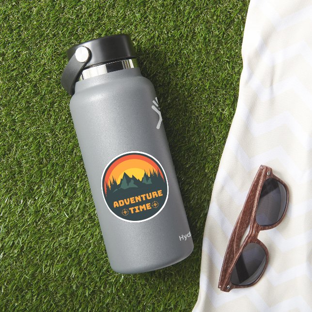 Green und Orange Illustration Mountain Adventure Aufkleber (HydroFlask Insitu)