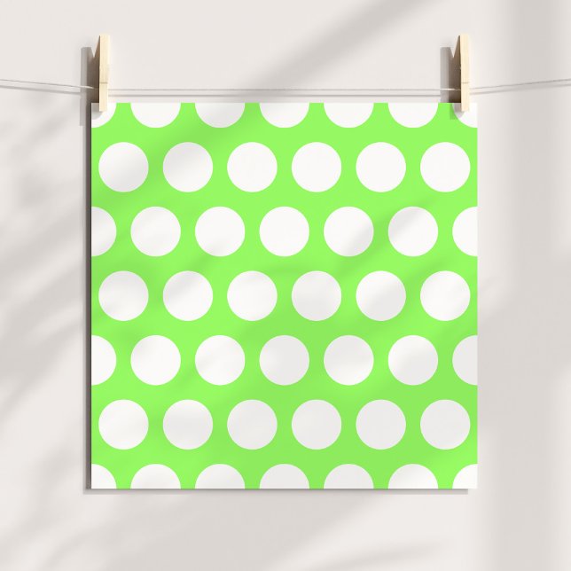 Green und White Polka Dots Fotodruck (Green and White Polka Dots Photo Print)