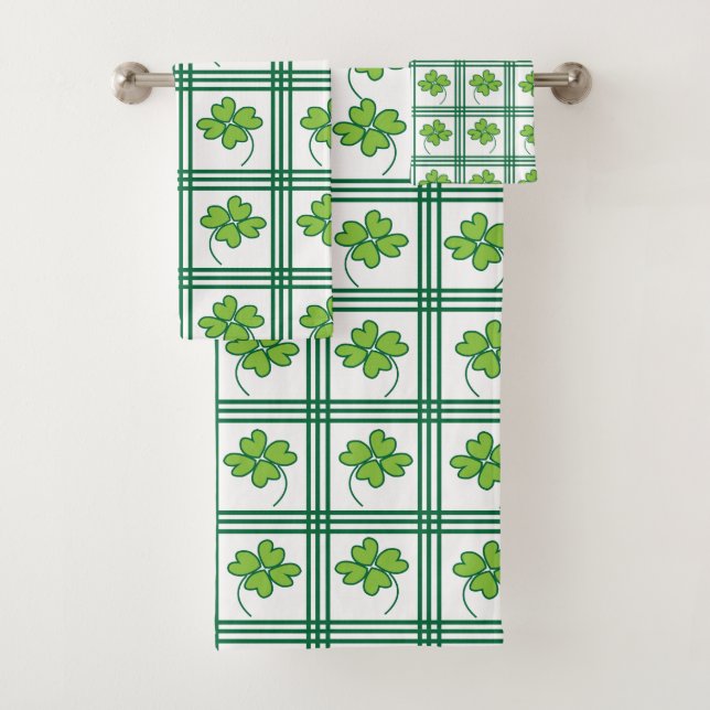 Green Vierblättriges Kleeblatt St Patricks Day Pat Badhandtuch Set (Insitu)