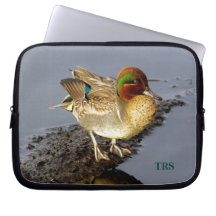 Green Wing Aquamarin Duck Laptop Sleeve mit Initia