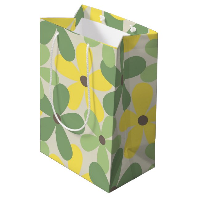 Green Yellow Retro Y2K 70er Blume Muster Mittlere Geschenktüte (Rückseite Schrägansicht)