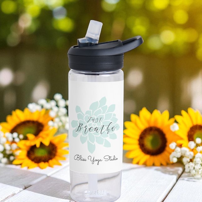 Green Yoga Breathe White Floral Trinkflasche (Von Creator hochgeladen)