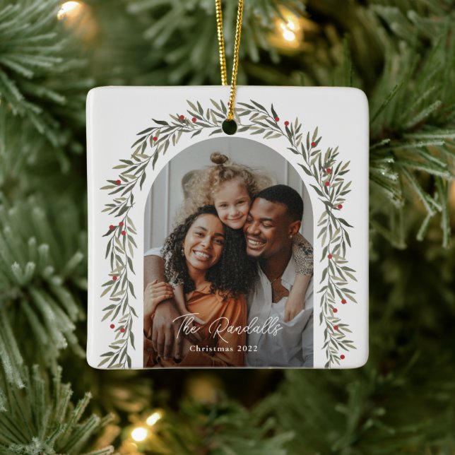 Greenery Arch Modernes Script Foto Weihnachten Keramikornament (Baum)