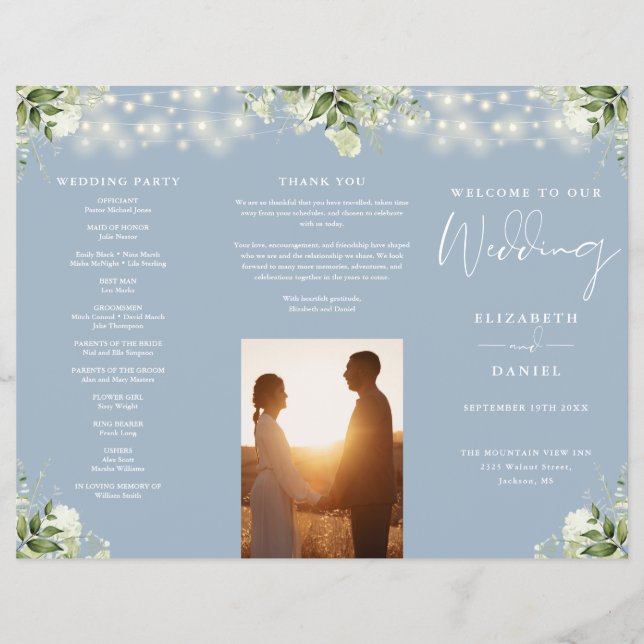 Greenery Lights Dusty Blue Trifold Wedding Program Flyer (Vorne)