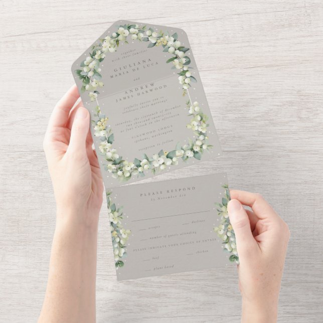 Greige Snowberry+Eucalyptus Winter Wedding All In One Einladung (Abreißtisch)