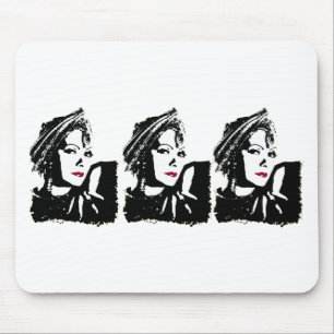 Greta in Schwarz und Weiß Mousepad