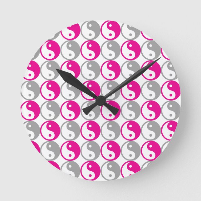 Grey and pink yin yang pattern runde wanduhr (Vorderseite)
