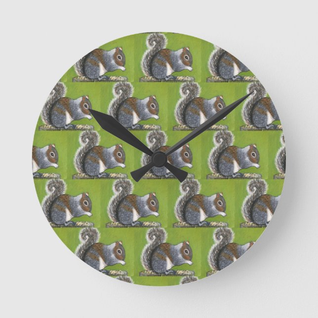 Grey Squirrel Clock  Runde Wanduhr (Vorderseite)